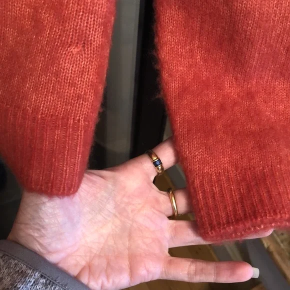 The Row “Adia” 74% cashmere 26% silk sweater - Picture 7 of 13